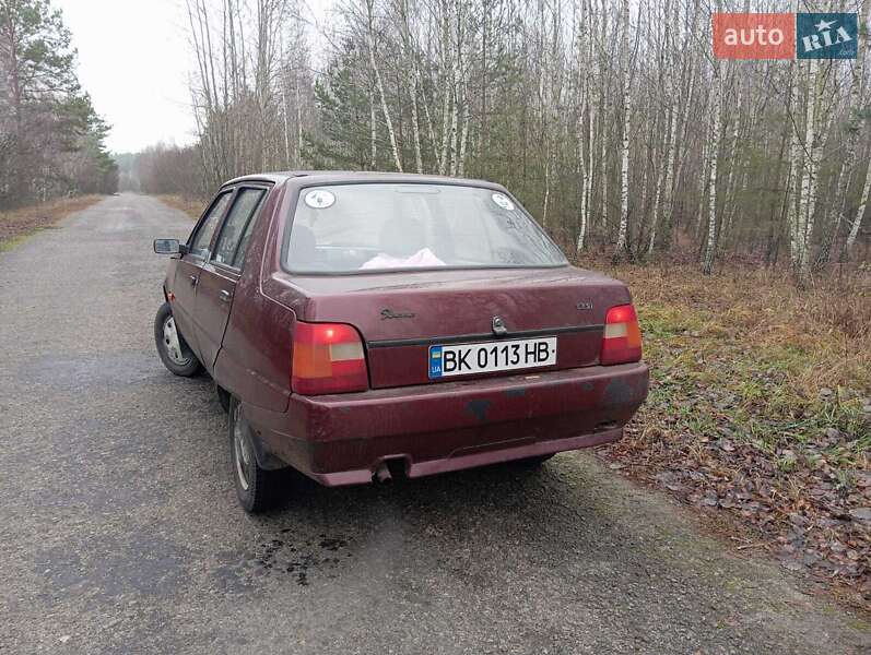 Лифтбек ЗАЗ 1103 Славута 2007 в Иванкове фото 3 Лифтбек ЗАЗ 1103 Славута 2007 в Иванкове