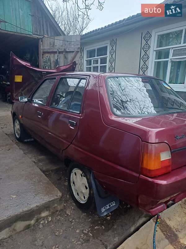 Лифтбек ЗАЗ 1103 Славута 2000 в Хмельницком