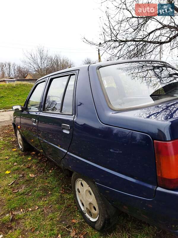 Лифтбек ЗАЗ 1103 Славута 2007 в Чернобае
