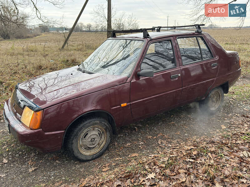 Лифтбек ЗАЗ 1103 Славута 2006 в Радомышле