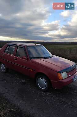 Лифтбек ЗАЗ 1103 Славута 2002 в Сумах