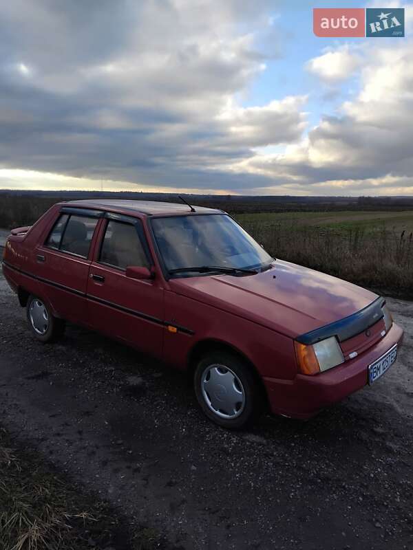 Ліфтбек ЗАЗ 1103 Славута 2002 в Сумах