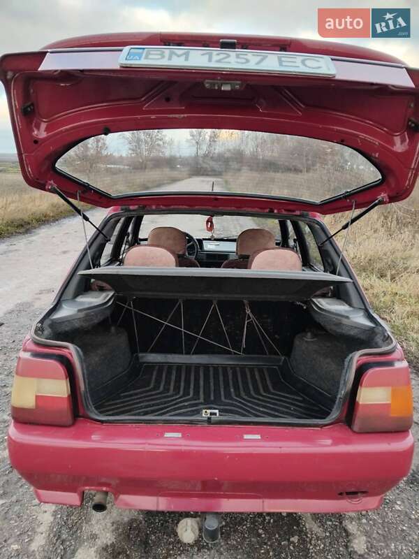 Ліфтбек ЗАЗ 1103 Славута 2002 в Сумах