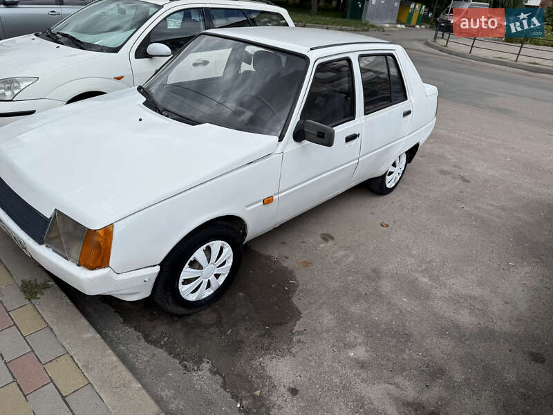 Лифтбек ЗАЗ 1103 Славута 2005 в Тернополе