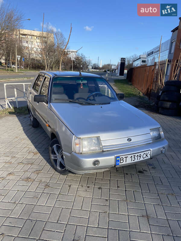 Ліфтбек ЗАЗ 1103 Славута 2003 в Херсоні фото 3 Ліфтбек ЗАЗ 1103 Славута 2003 в Херсоні