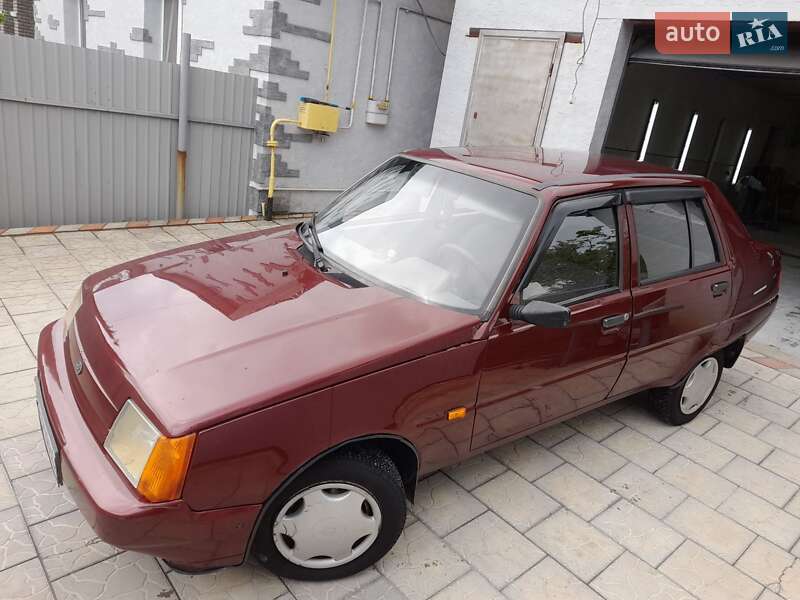 Лифтбек ЗАЗ 1103 Славута 2006 в Барышевке