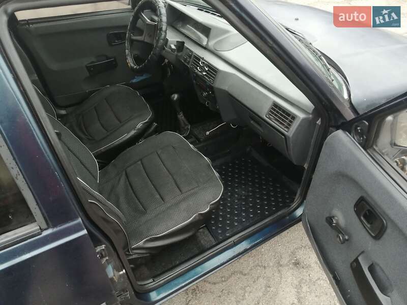 Ліфтбек ЗАЗ 1103 Славута 2001 в Запоріжжі