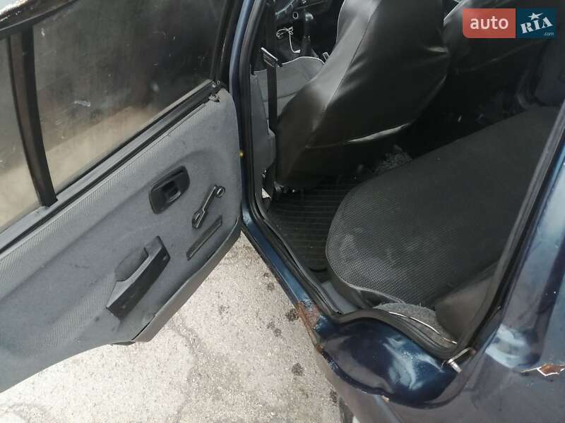 Ліфтбек ЗАЗ 1103 Славута 2001 в Запоріжжі