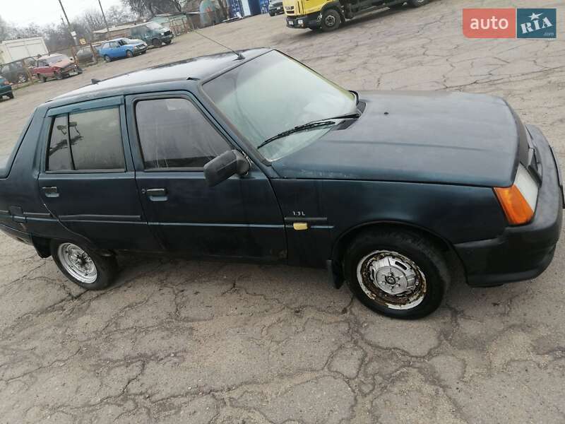 Ліфтбек ЗАЗ 1103 Славута 2001 в Запоріжжі