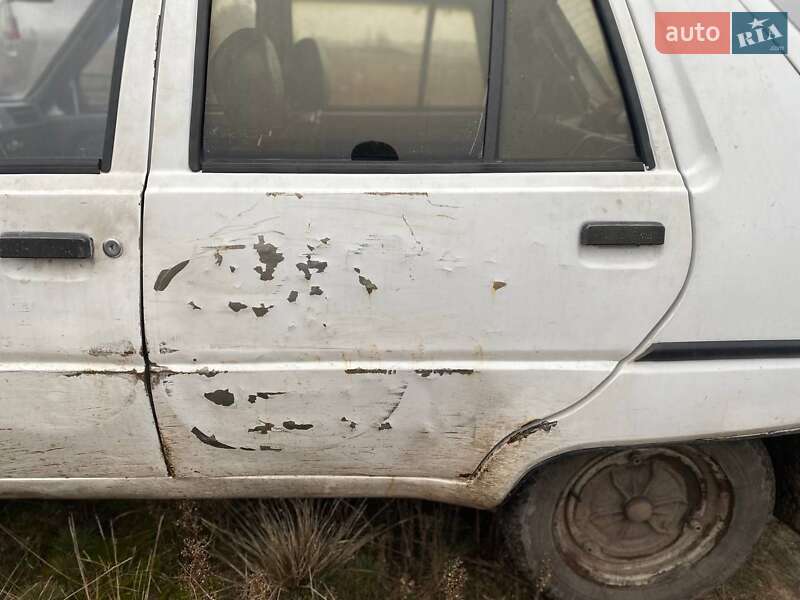 Ліфтбек ЗАЗ 1103 Славута 2005 в Вишгороді фото 3 Ліфтбек ЗАЗ 1103 Славута 2005 в Вишгороді