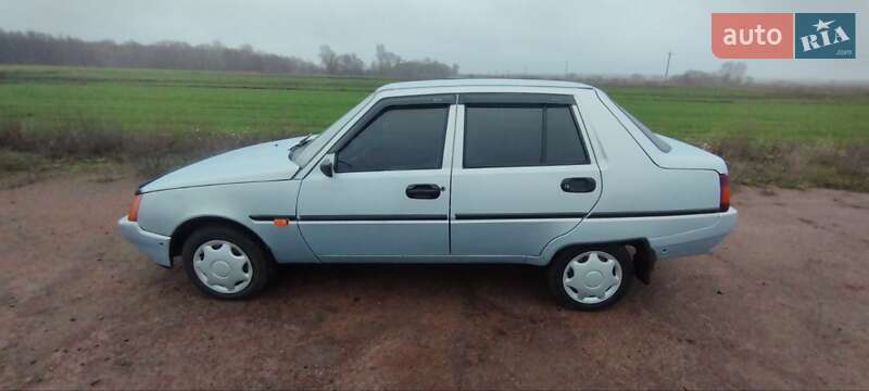 Ліфтбек ЗАЗ 1103 Славута 2005 в Миргороді