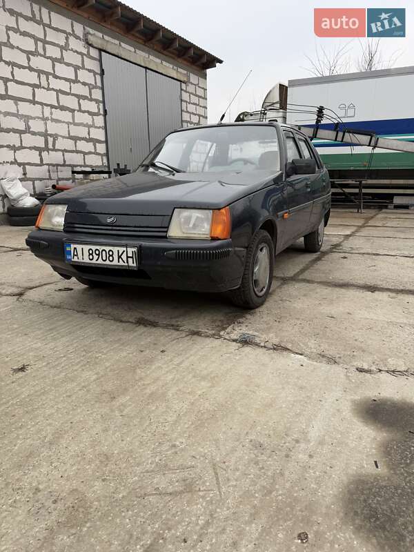 Лифтбек ЗАЗ 1103 Славута 2001 в Киеве фото 4 Лифтбек ЗАЗ 1103 Славута 2001 в Киеве