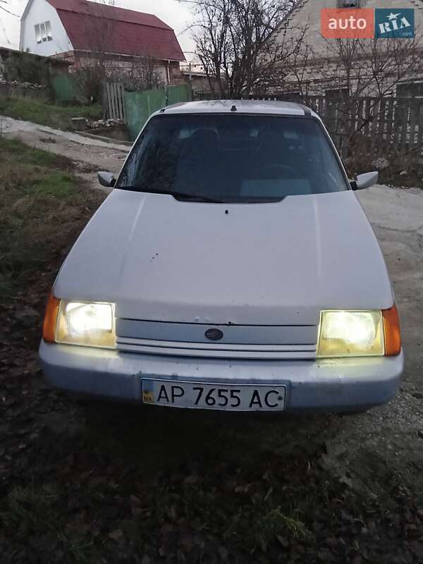 Лифтбек ЗАЗ 1103 Славута 2005 в Запорожье фото 4 Лифтбек ЗАЗ 1103 Славута 2005 в Запорожье