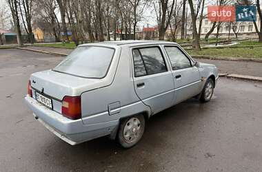 Лифтбек ЗАЗ 1103 Славута 2004 в Никополе