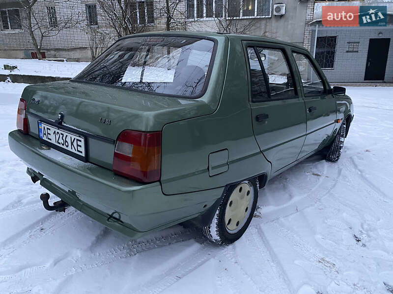 Лифтбек ЗАЗ 1103 Славута 2010 в Днепре фото 13 Лифтбек ЗАЗ 1103 Славута 2010 в Днепре