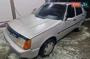 Лифтбек ЗАЗ 1103 Славута 2005 в Ромнах