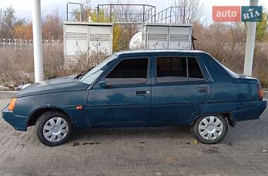 Лифтбек ЗАЗ 1103 Славута 2005 в Семеновке