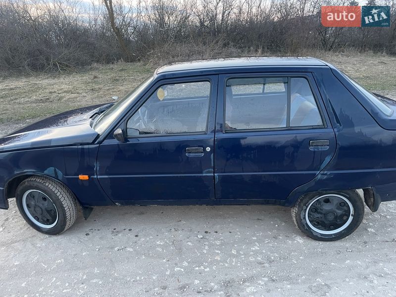 Лифтбек ЗАЗ 1103 Славута 2005 в Збараже