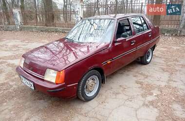 Лифтбек ЗАЗ 1103 Славута 2009 в Днепре