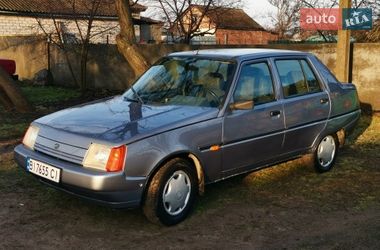 Лифтбек ЗАЗ 1103 Славута 2007 в Градижске