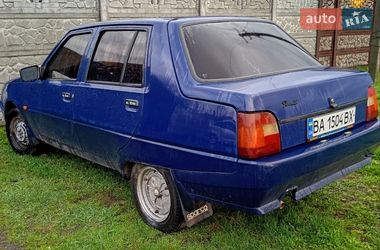 Лифтбек ЗАЗ 1103 Славута 2003 в Павлыше