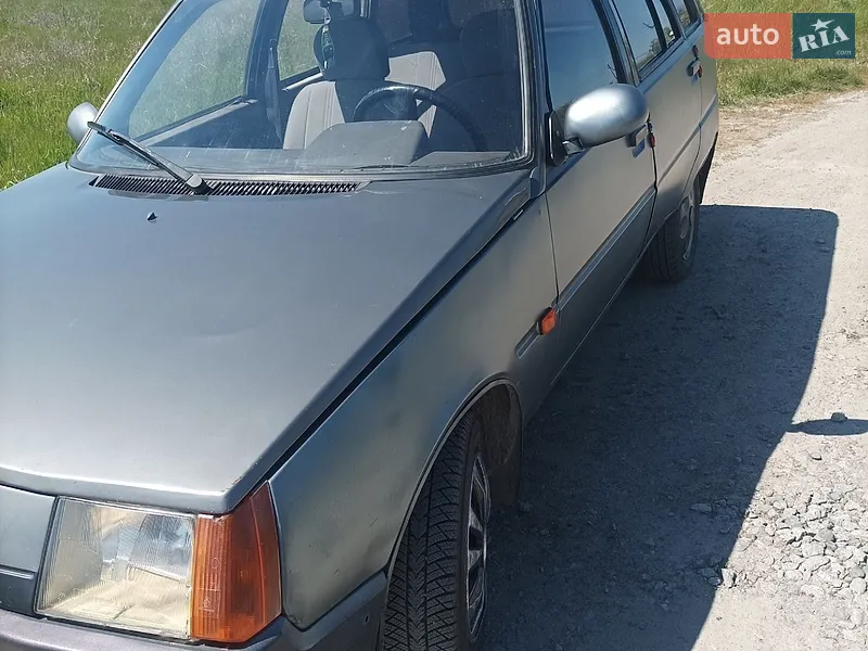 ЗАЗ 1105 Дана