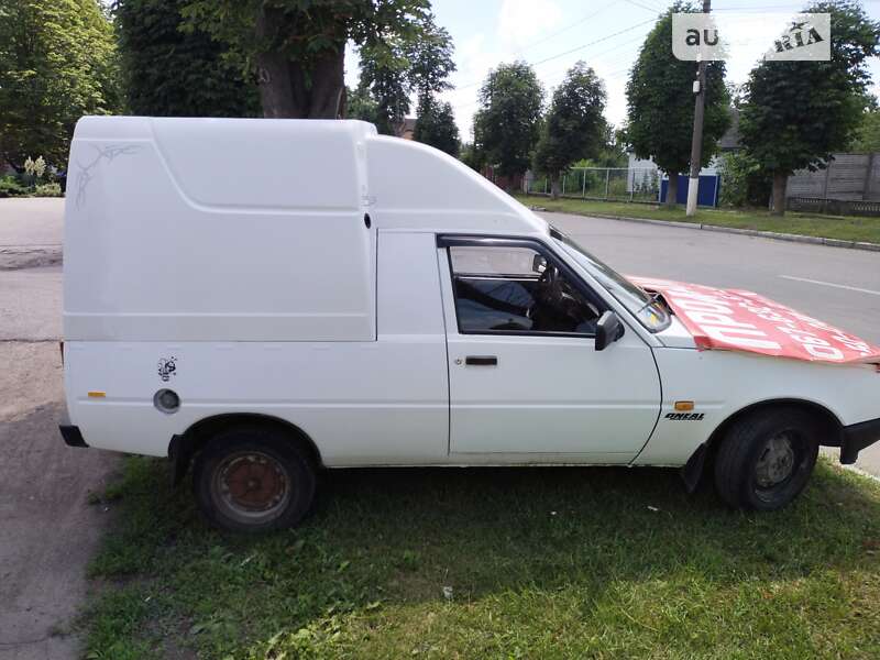 Грузовой фургон ЗАЗ 11055 2006 в Магдалиновке