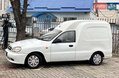 Грузовой фургон ЗАЗ 11055 2011 в 