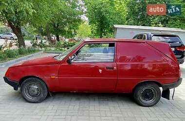 Грузовой фургон ЗАЗ 11055 2003 в 