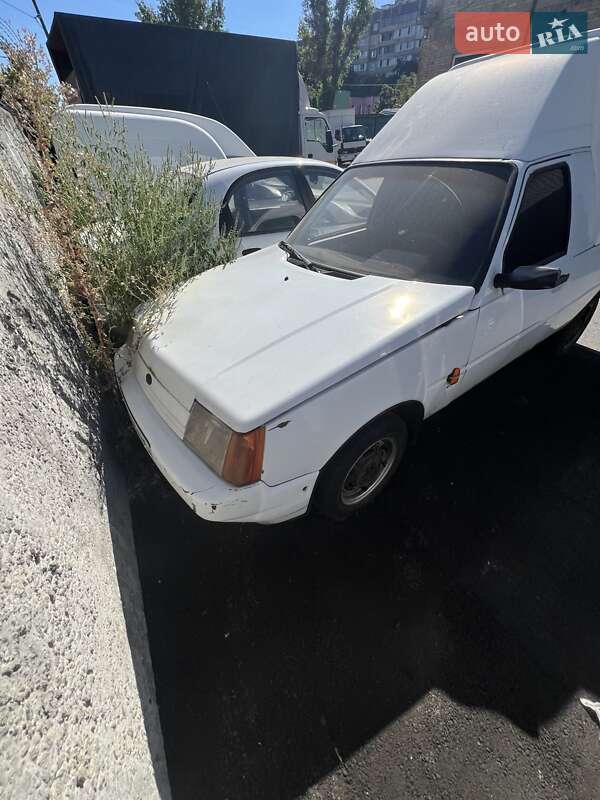 Вантажний фургон ЗАЗ 11055 2009 в Києві