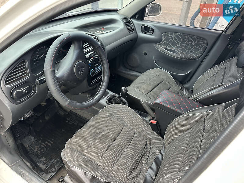 Седан ЗАЗ 1306 2002 в Днепре