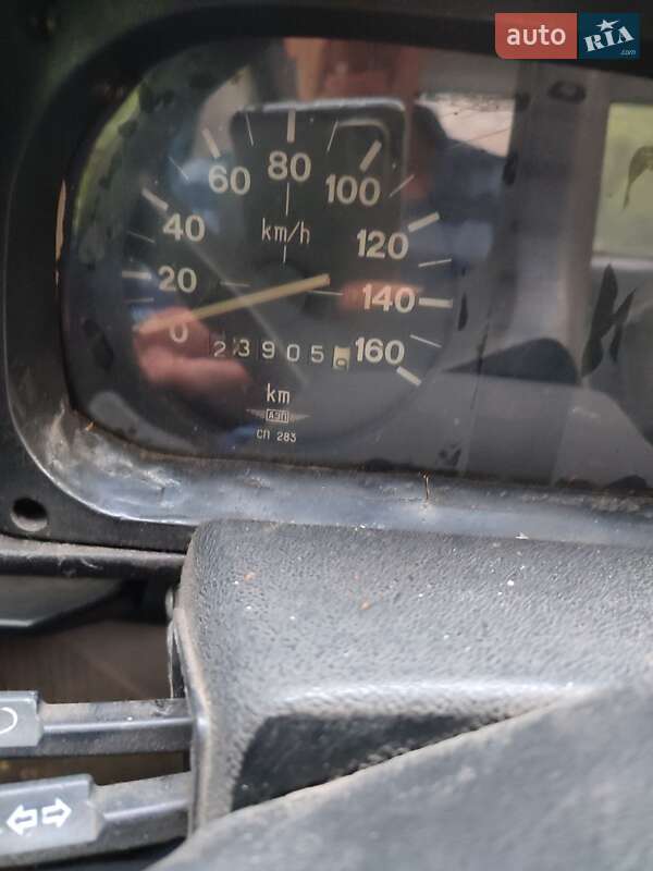 Седан ЗАЗ 968М 1993 в Днепре
