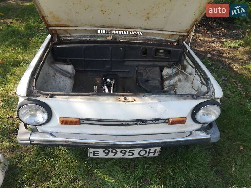 Седан ЗАЗ 968М 1991 в Львове