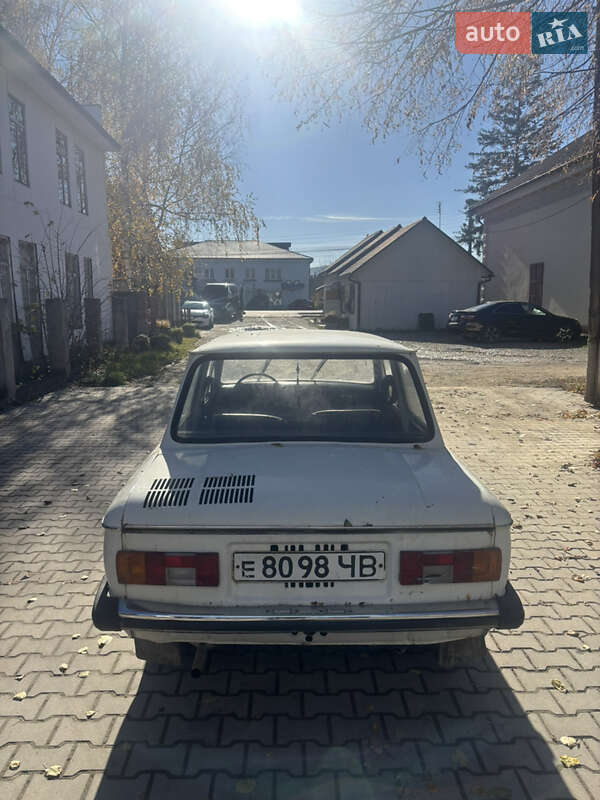 Седан ЗАЗ 968М 1991 в Черновцах