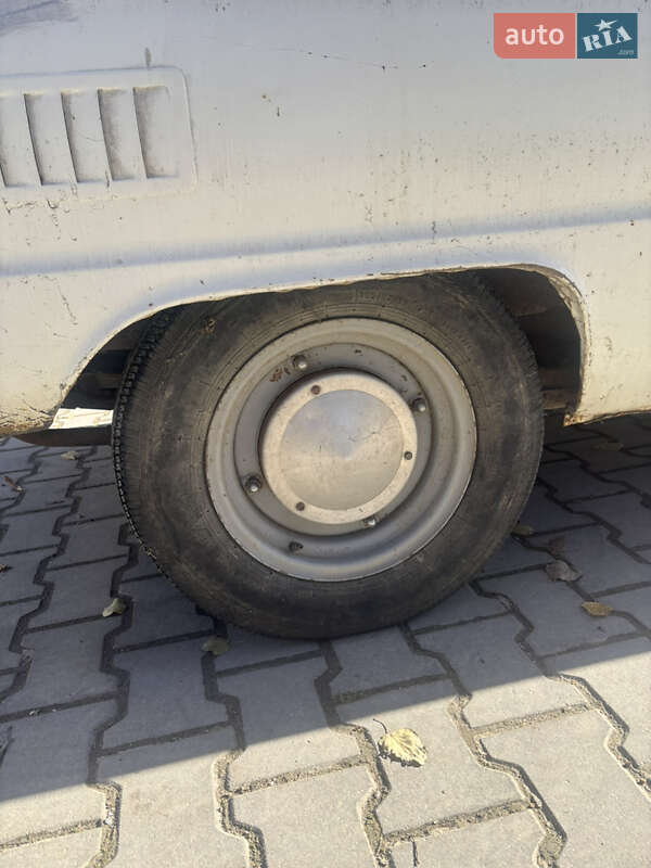 Седан ЗАЗ 968М 1991 в Черновцах