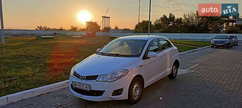 ЗАЗ Forza 2011 ЗАЗ Forza 2011