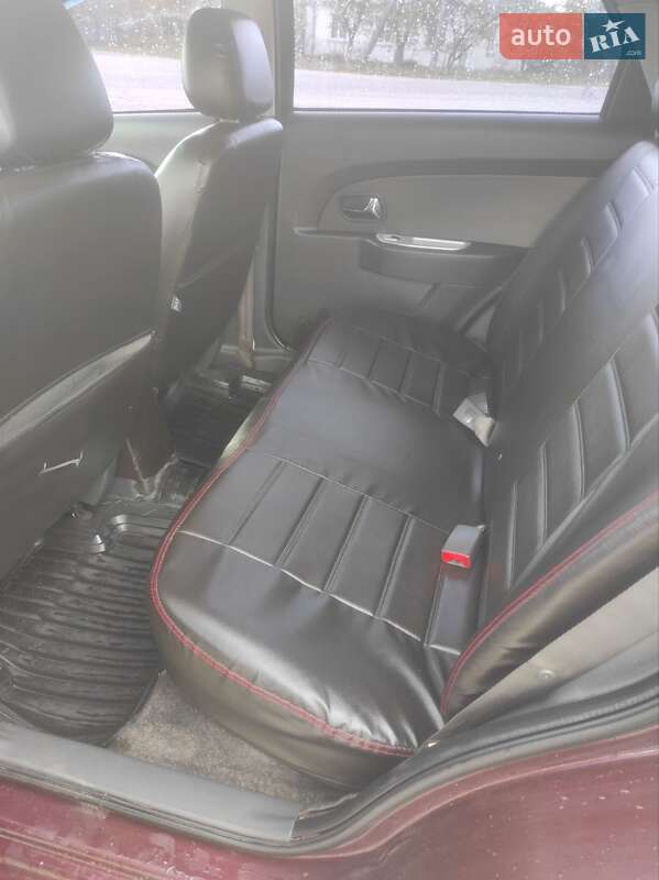 Хэтчбек ЗАЗ Forza 2011 в Лопатине