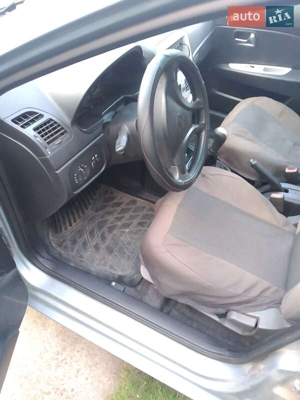 Ліфтбек ЗАЗ Forza 2013 в Чернігові