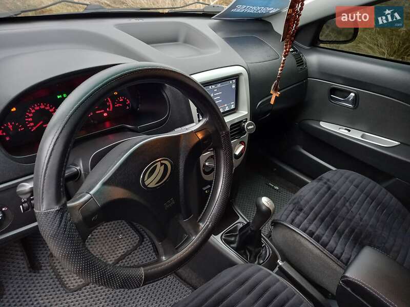 Лифтбек ЗАЗ Forza 2011 в Стрые