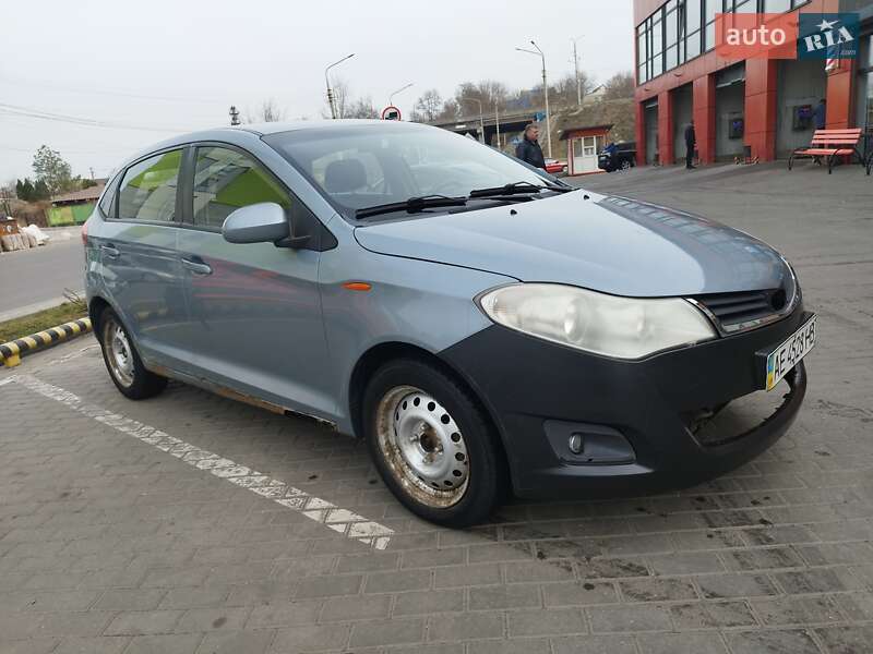 Хэтчбек ЗАЗ Forza 2012 в Днепре