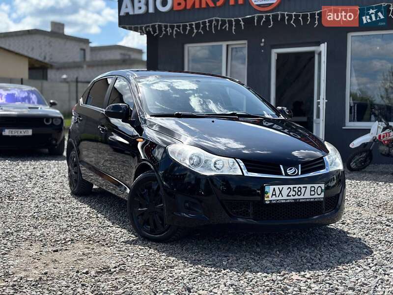Хетчбек ЗАЗ Forza 2015 в 