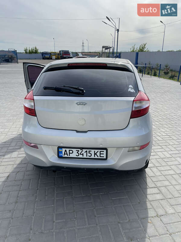 Хетчбек ЗАЗ Forza 2012 в Запоріжжі фото 3 Хетчбек ЗАЗ Forza 2012 в Запоріжжі