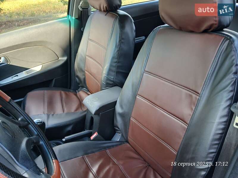 Лифтбек ЗАЗ Forza 2013 в Коломаке фото 4 Лифтбек ЗАЗ Forza 2013 в Коломаке