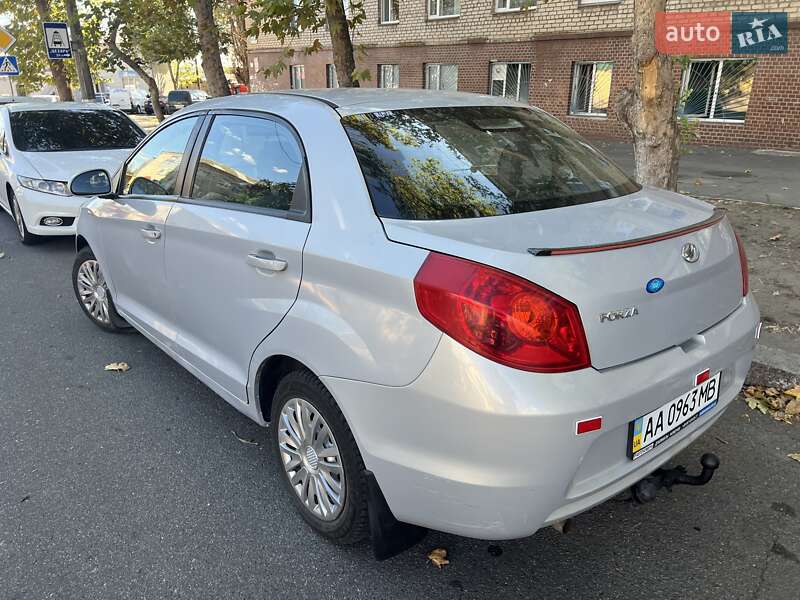 Лифтбек ЗАЗ Forza 2011 в Николаеве