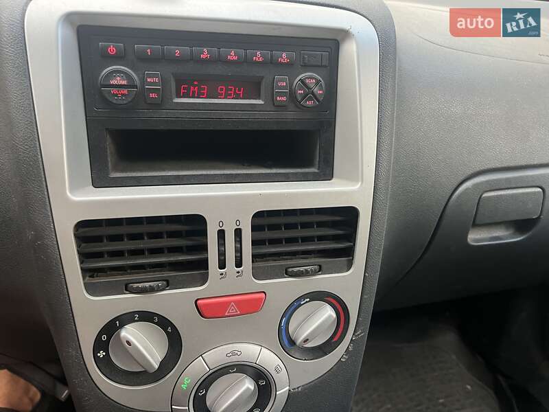 Лифтбек ЗАЗ Forza 2011 в Николаеве