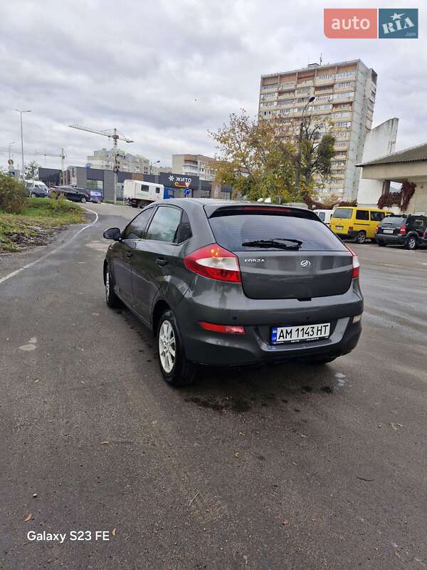 Хетчбек ЗАЗ Forza 2015 в Черняхові