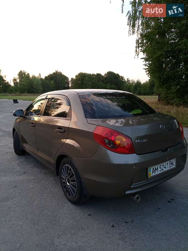 Лифтбек ЗАЗ Forza 2012 в Звягеле фото 7 Лифтбек ЗАЗ Forza 2012 в Звягеле