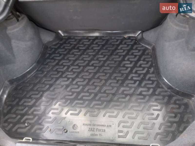 Хэтчбек ЗАЗ Forza 2012 в Полтаве