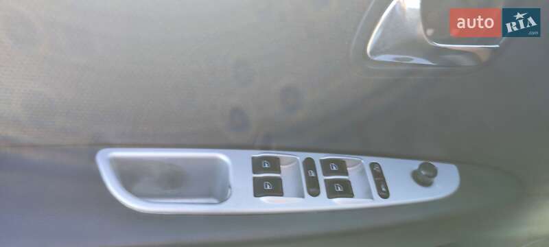 Лифтбек ЗАЗ Forza 2011 в Лозоватке