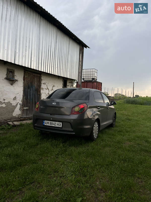 Ліфтбек ЗАЗ Forza 2012 в Житомирі фото 4 Ліфтбек ЗАЗ Forza 2012 в Житомирі